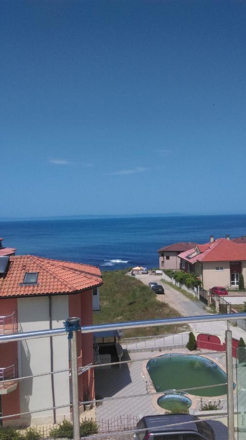 Family Hotel Coral Sozopol Esterno foto