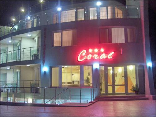 Family Hotel Coral Sozopol Esterno foto