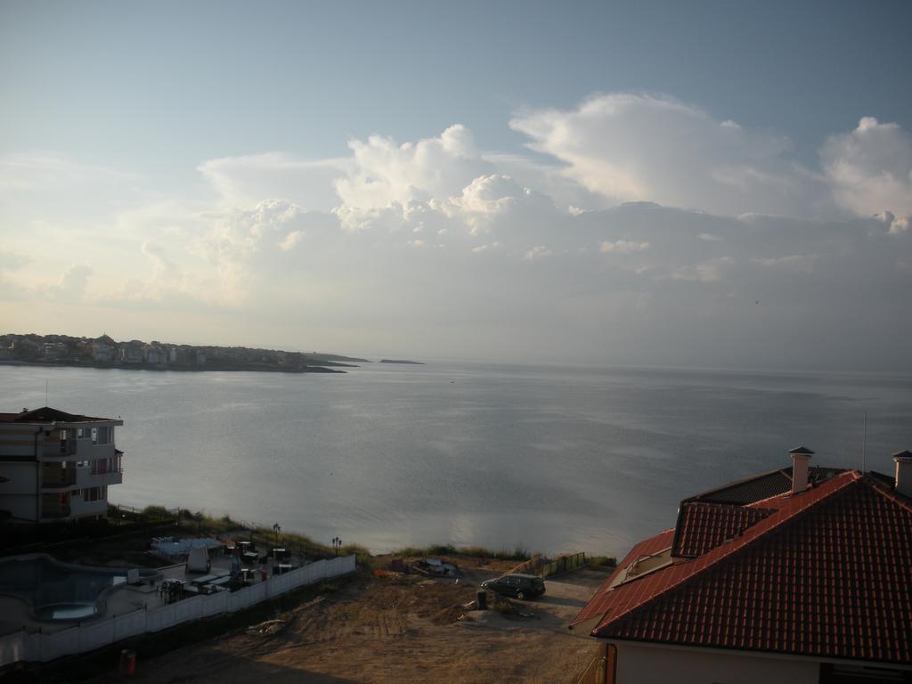 Family Hotel Coral Sozopol Esterno foto