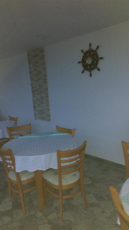 Family Hotel Coral Sozopol Esterno foto